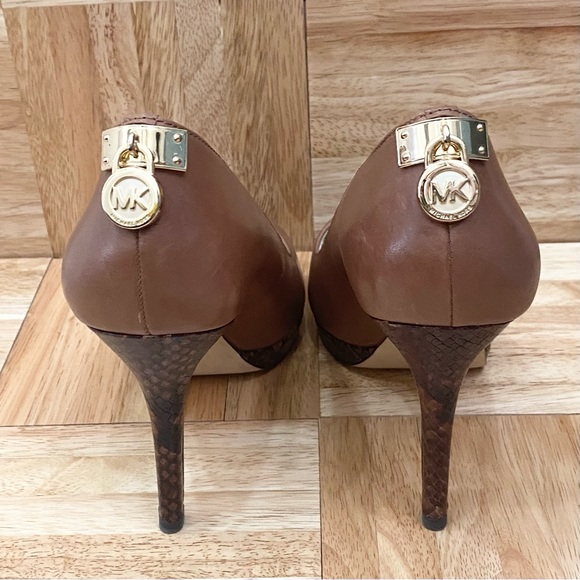 MICHAEL Michael Kors Hamilton Mocha Snakeskin Leather Heels Peep Toe Pump 9.5 - Picture 5 of 16